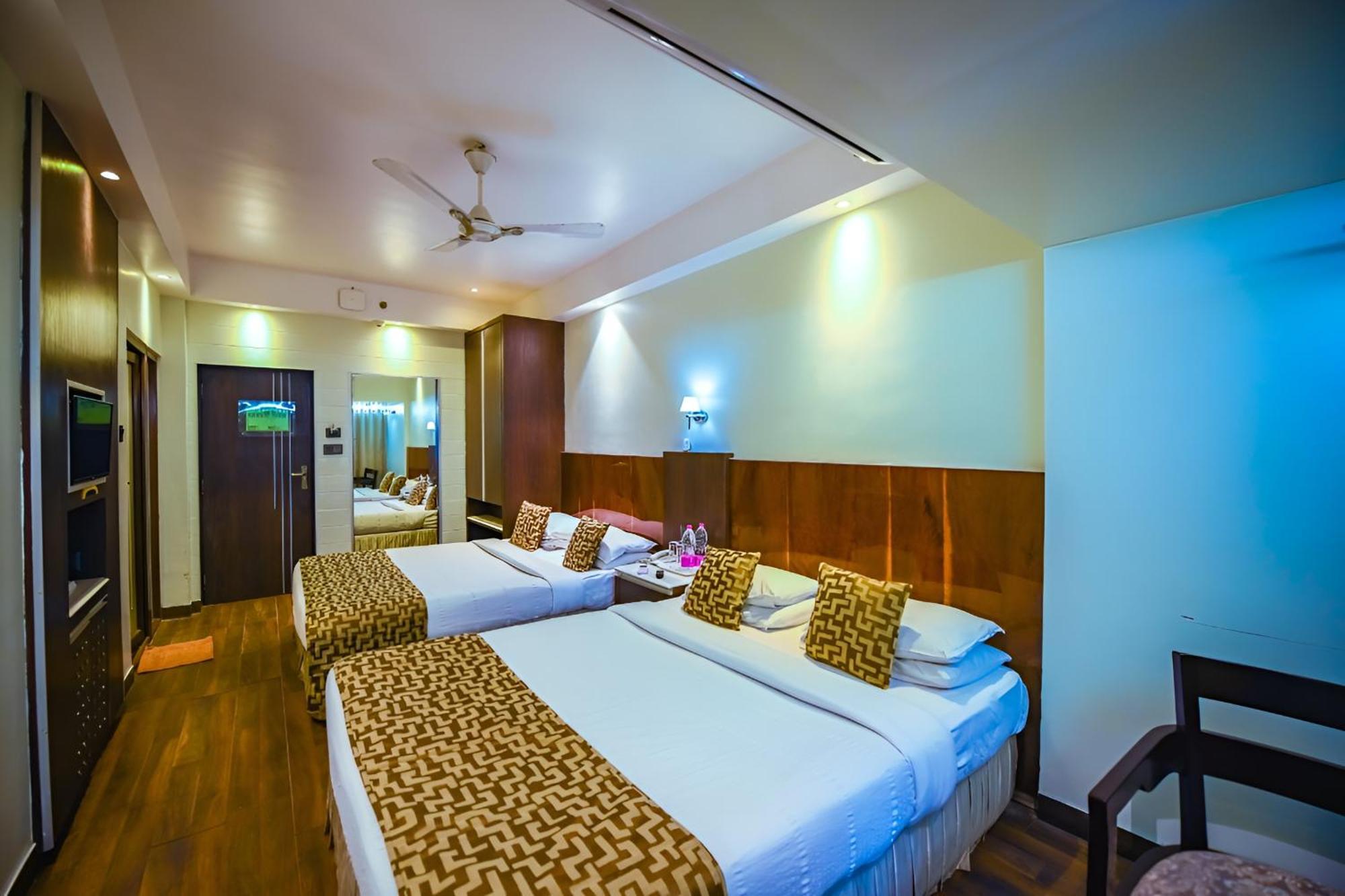 Hotel Holiday Resort Puri Exterior photo