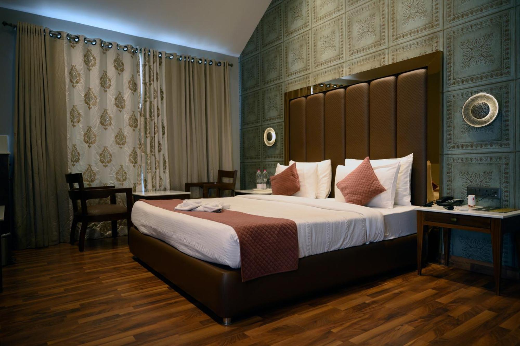 Hotel Holiday Resort Puri Exterior photo